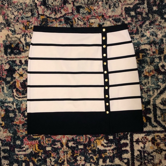 C. Wonder White and Blue Striped Skirt - Picture 2 of 5